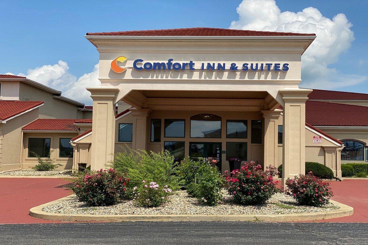 Comfort Inn & Suites At I-74 And 155 Morton Exterior photo