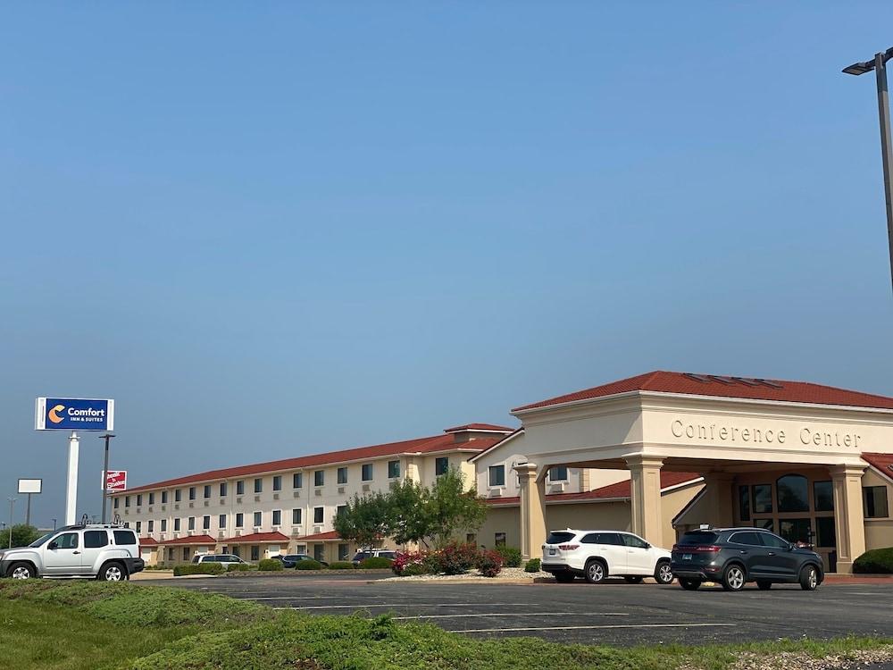 Comfort Inn & Suites At I-74 And 155 Morton Exterior photo