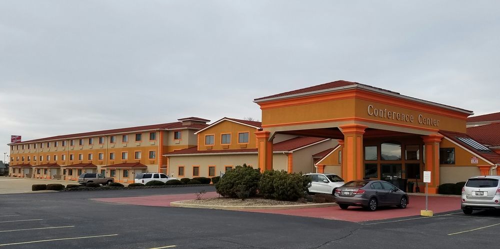 Comfort Inn & Suites At I-74 And 155 Morton Exterior photo